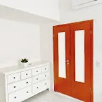 Loft With Rooftop And Free Parking In Garage Apartmán Budapešť