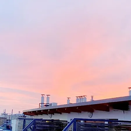 شقة Loft With Rooftop And Free Parking In Garage