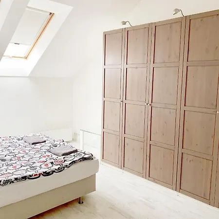 شقة Loft With Rooftop And Free Parking In Garage بودابست