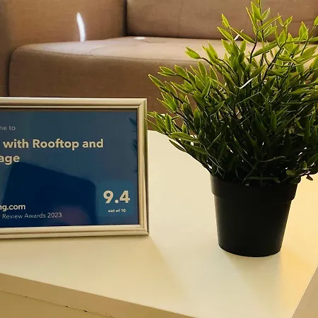 Loft With Rooftop And Free Parking In Garage شقة