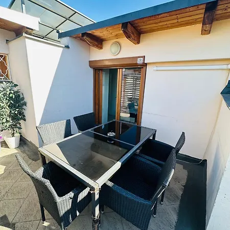 公寓 Loft With Rooftop And Free Parking In Garage *