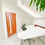 Loft With Rooftop And Free Parking In Garage Appartement *
